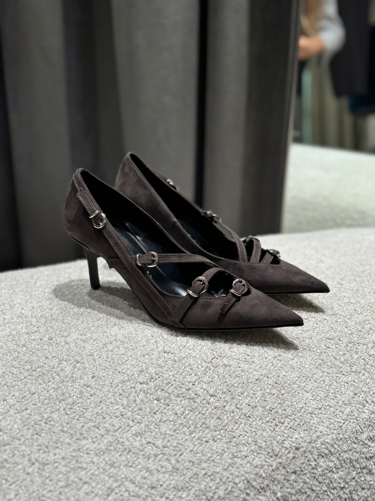 slingback fibbie
