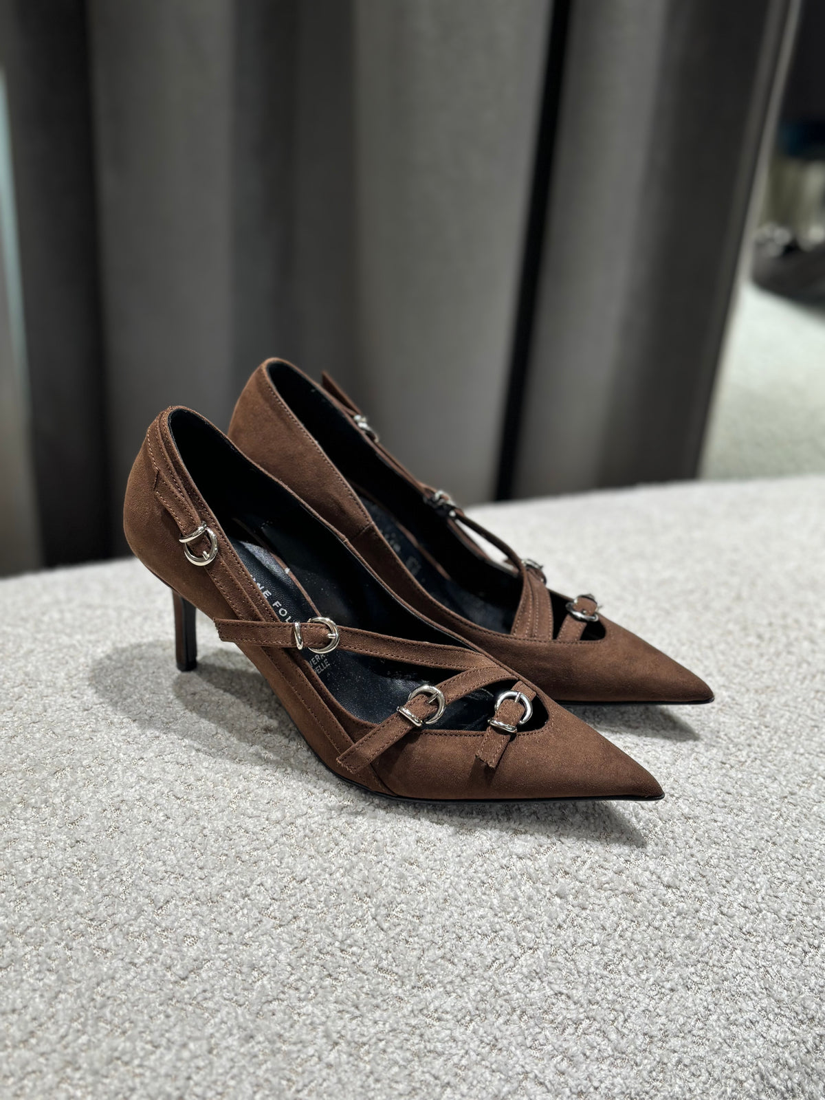 slingback fibbie