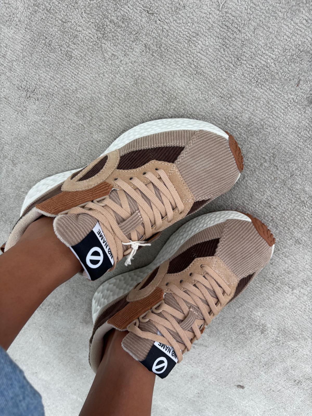 Sneaker in velluto