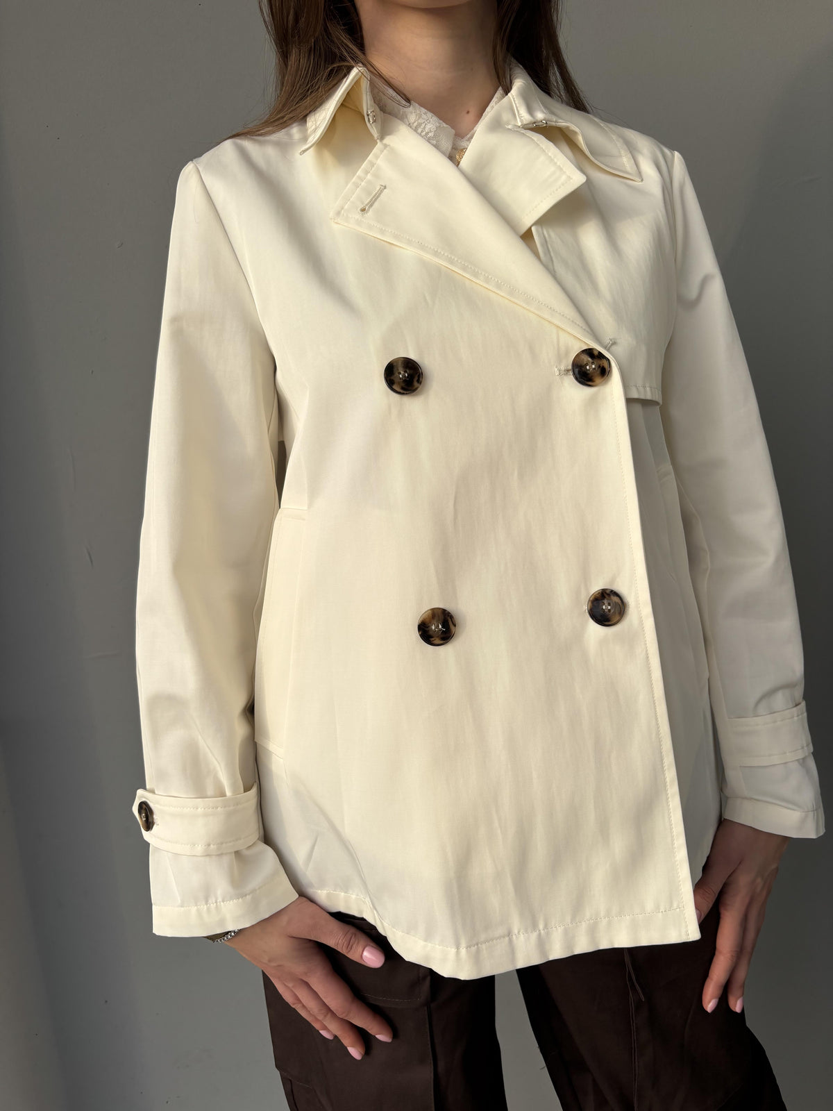 Trench corto