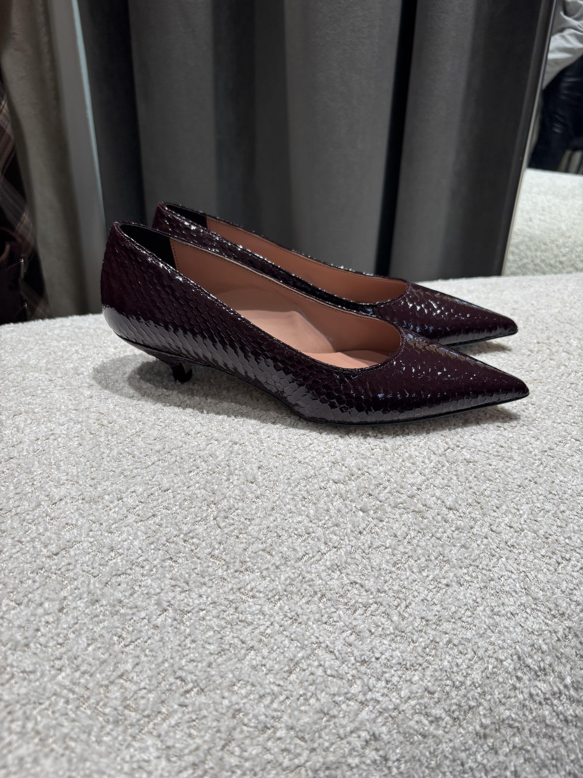 Dècolletè vernice pitone bordeaux