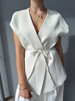 Gilet con cintura