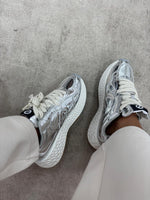 Sneaker in suede plat