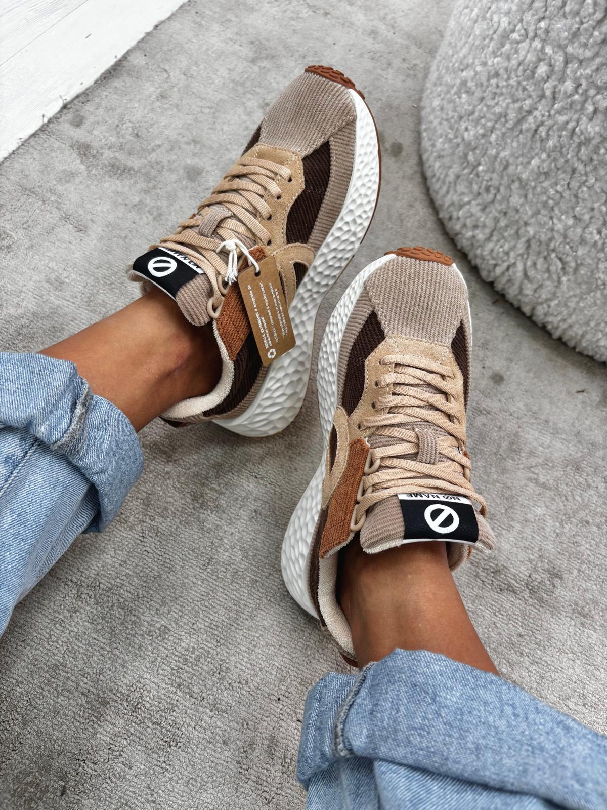 Sneaker in velluto