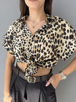 Camicia crop con nodo maculata
