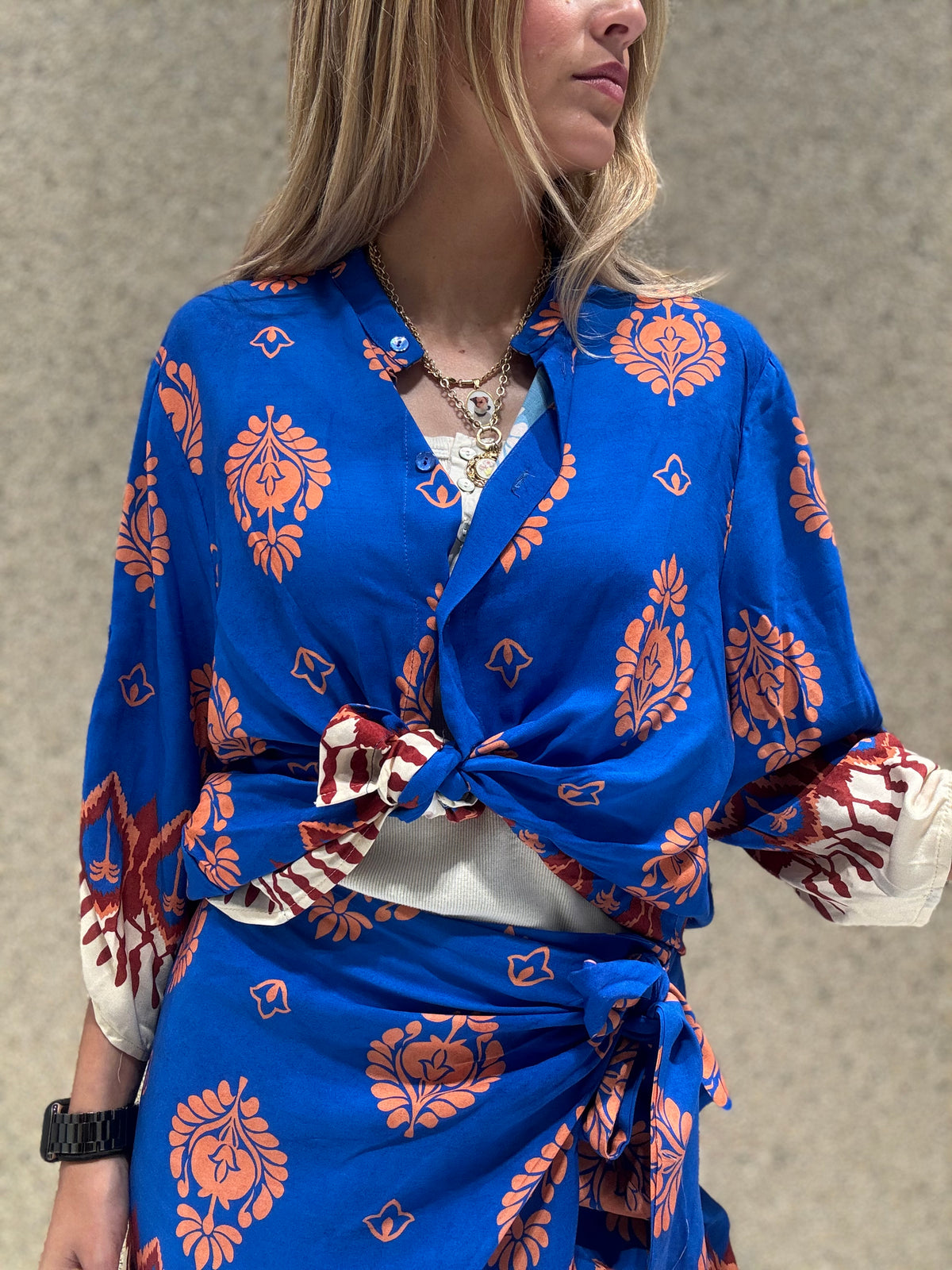 Camicia coreana manica corta abbottonata