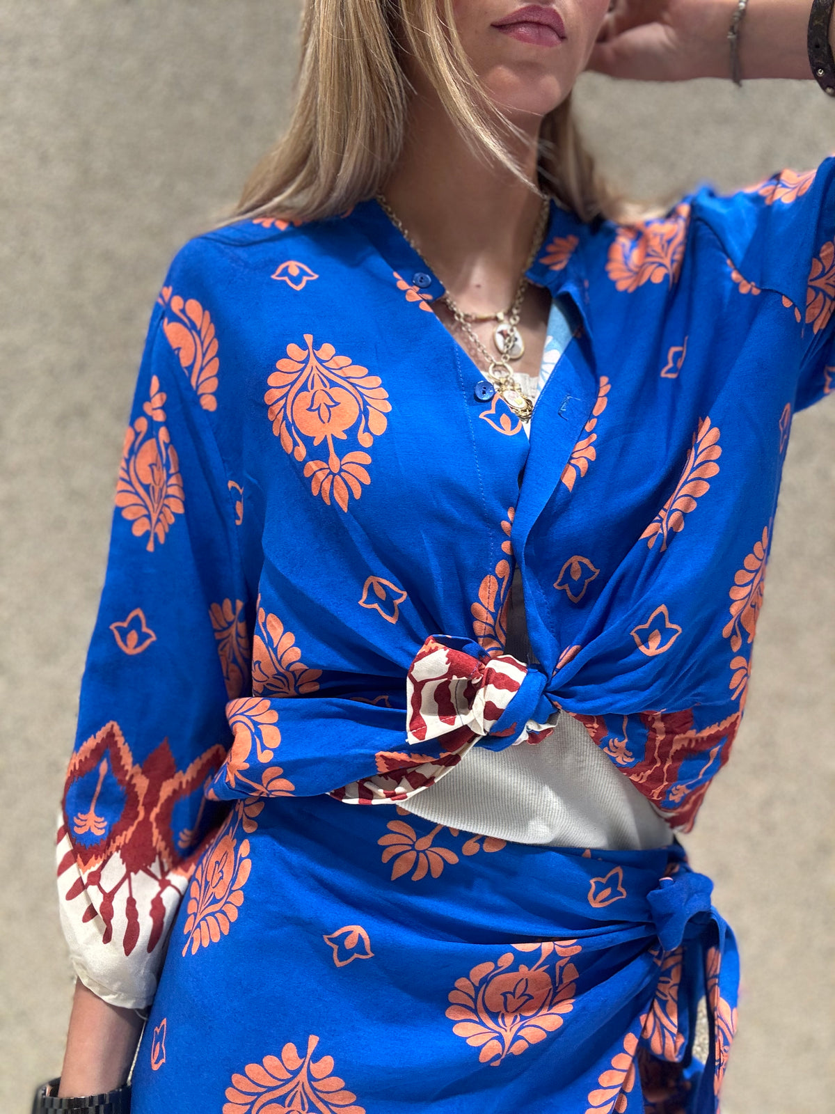 Camicia coreana manica corta abbottonata
