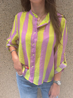 Camicia a righe larga