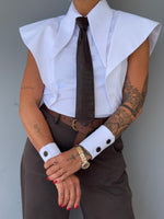 Camicia con cravatta in ecoepelle