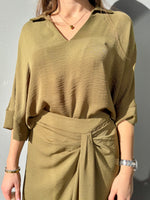 Blusa scollo v
