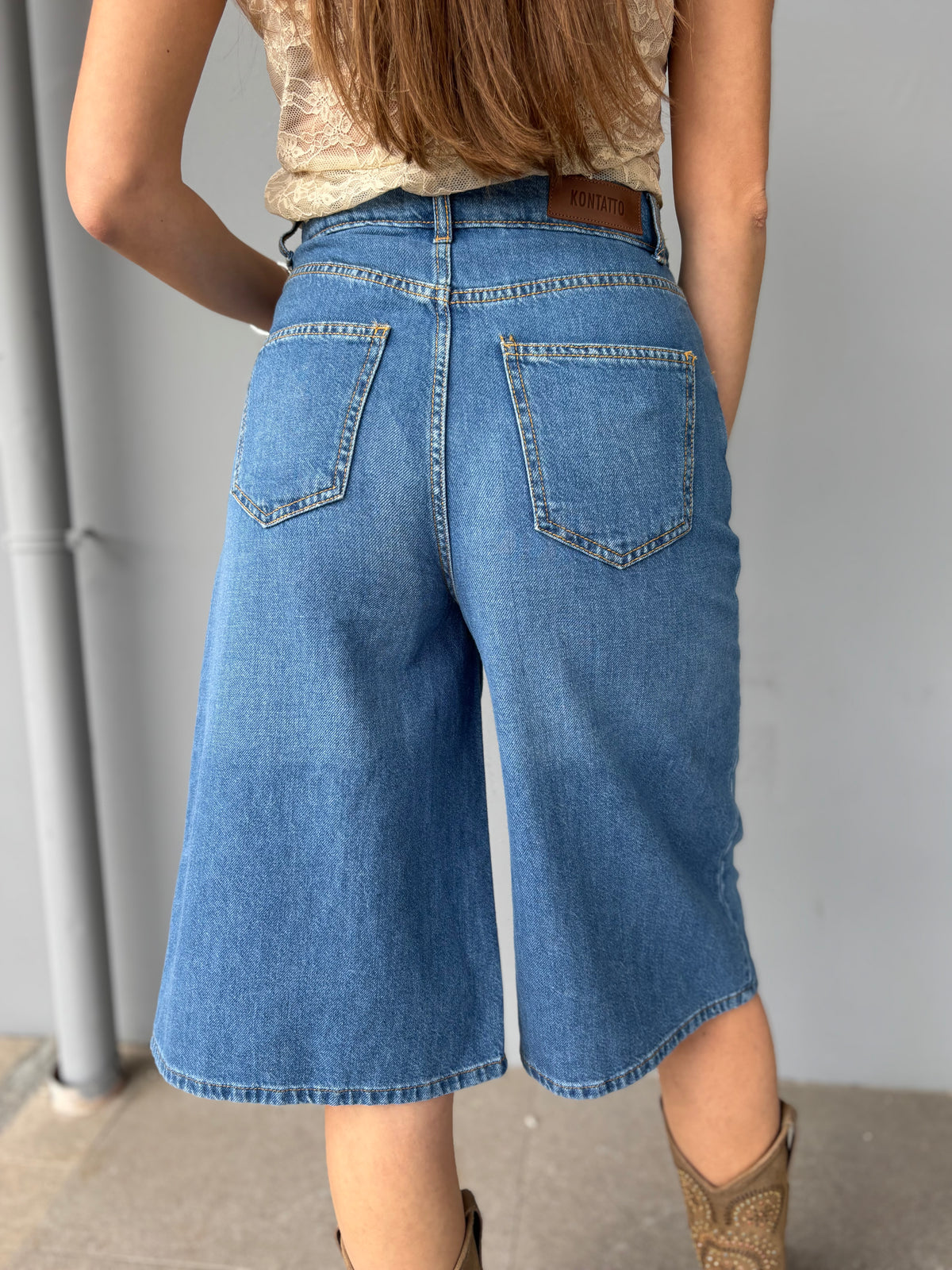 Bermuda denim