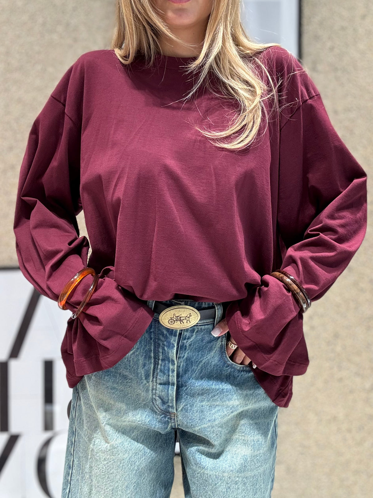 T-shirt manica lunga con bracciali
