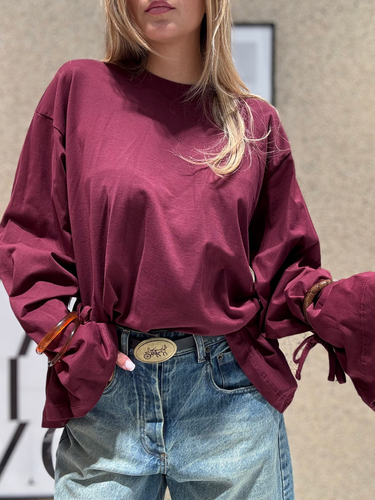 T-shirt manica lunga con bracciali