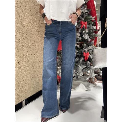 Jeans flared a zampa