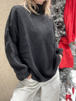 Maglia over collo alto