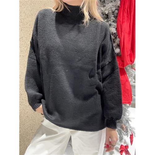 Maglia over collo alto