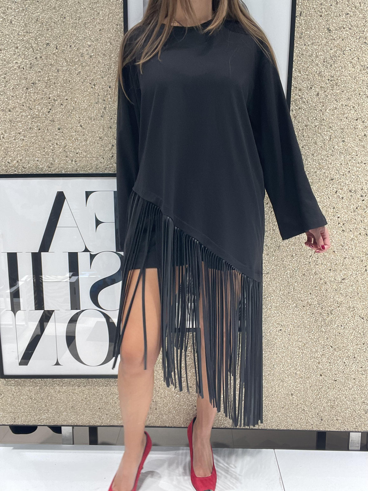 Maglia con frange in ecopelle