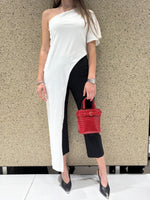 Top in cotone monospalla