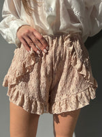 Shorts in pizzo