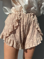 Shorts in pizzo