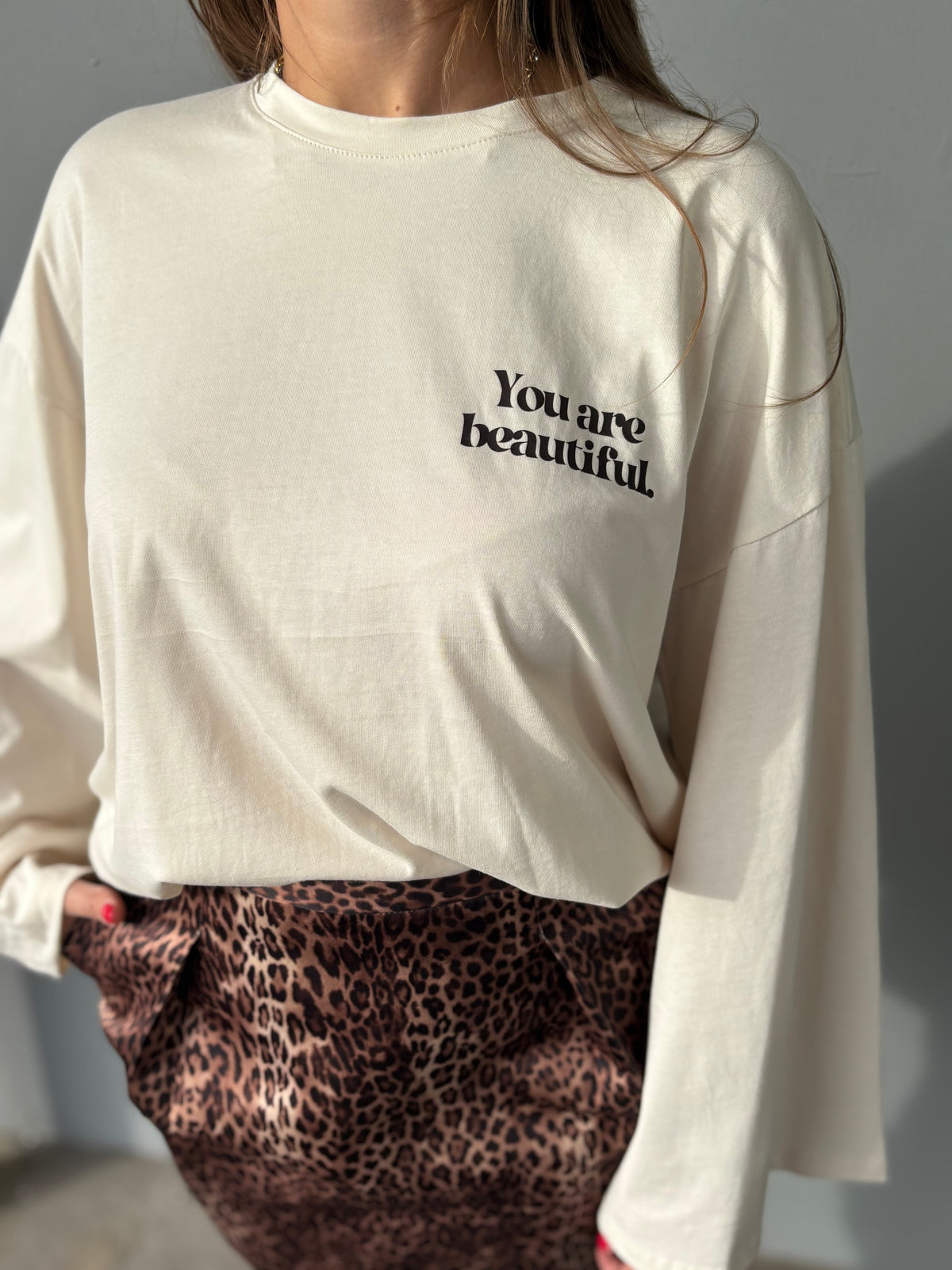 T-shirt manica svasata