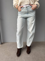 Jeans barrel