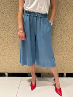 Bermuda chambray