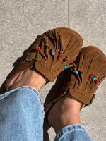 Mules in camoscio