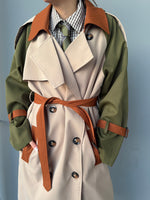 Trench bicolor