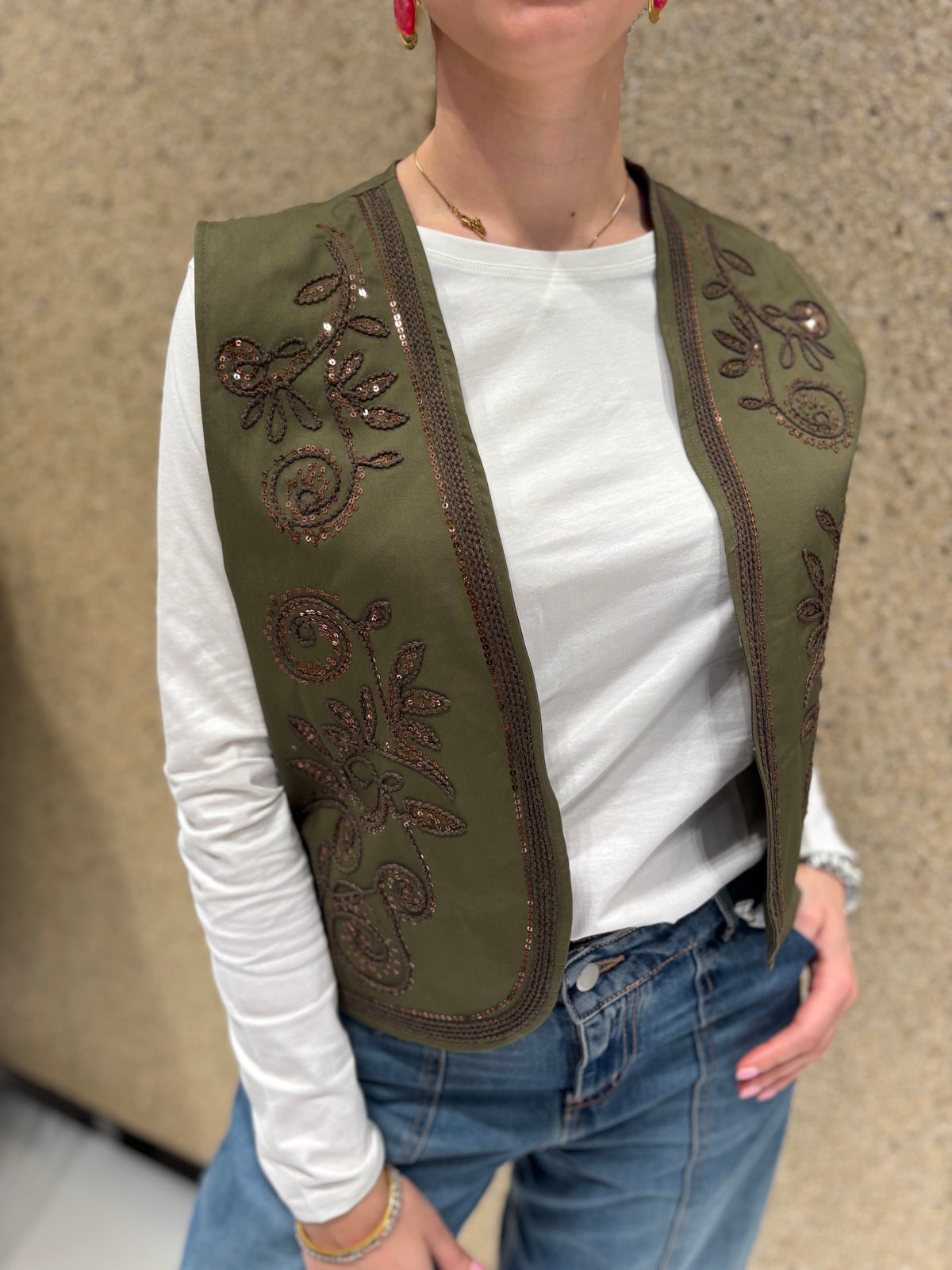 Gilet con lavorazioni