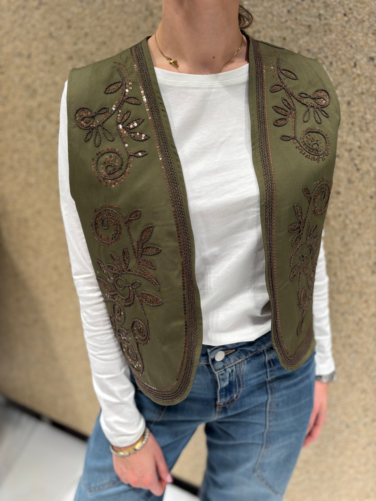 Gilet con lavorazioni