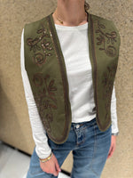 Gilet con lavorazioni