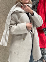 Cappotto collo sciarpa