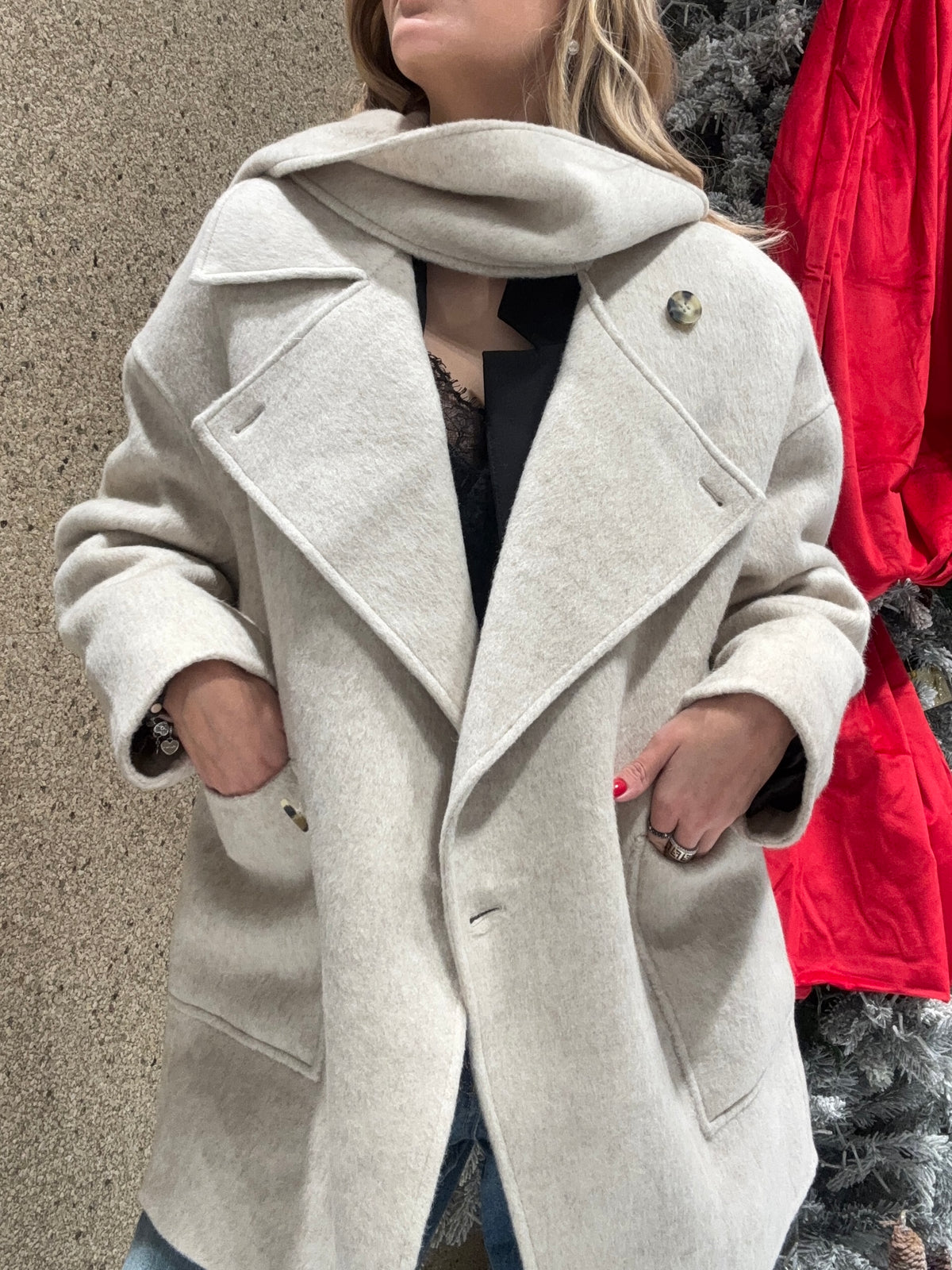 Cappotto collo sciarpa