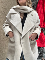 Cappotto collo sciarpa