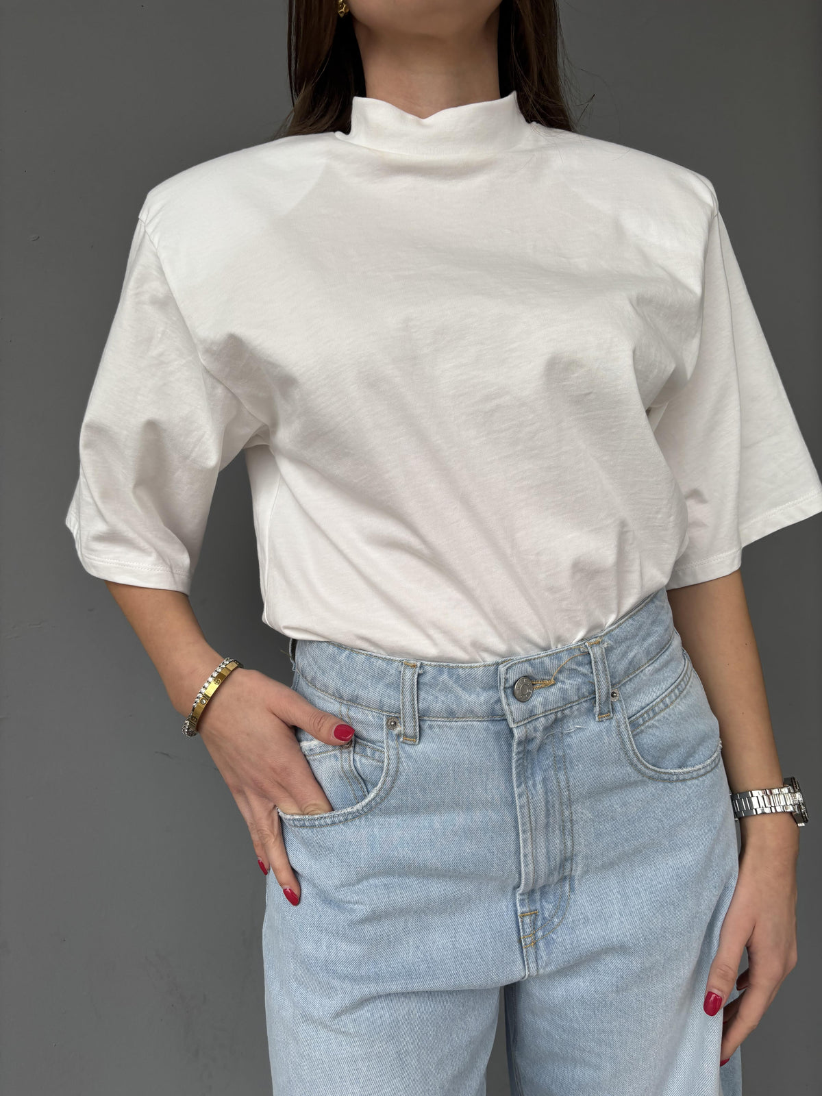 T-shirt spallina