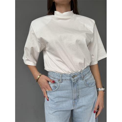 T-shirt spallina