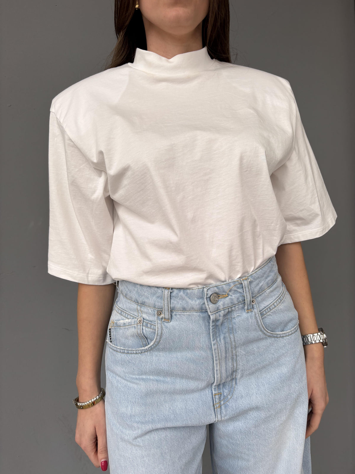 T-shirt spallina