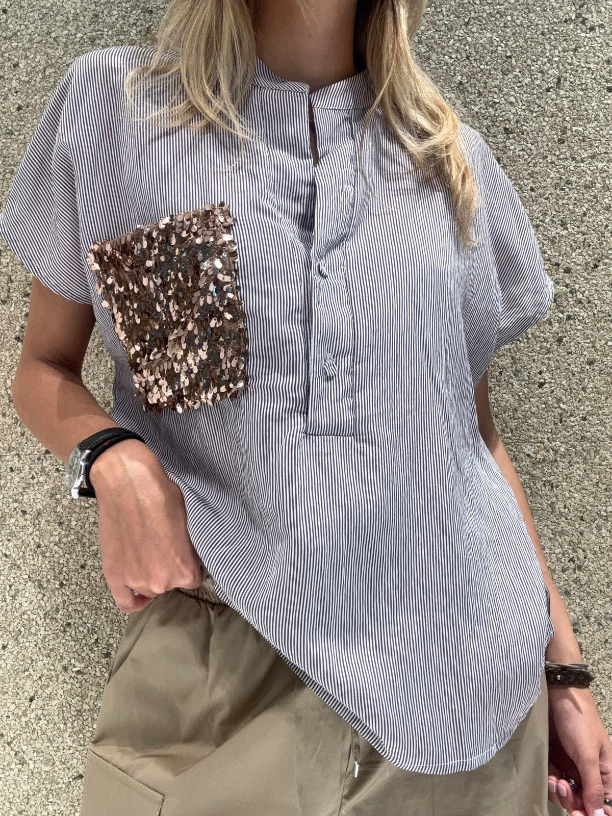 Camicia righe con tasca pailletes