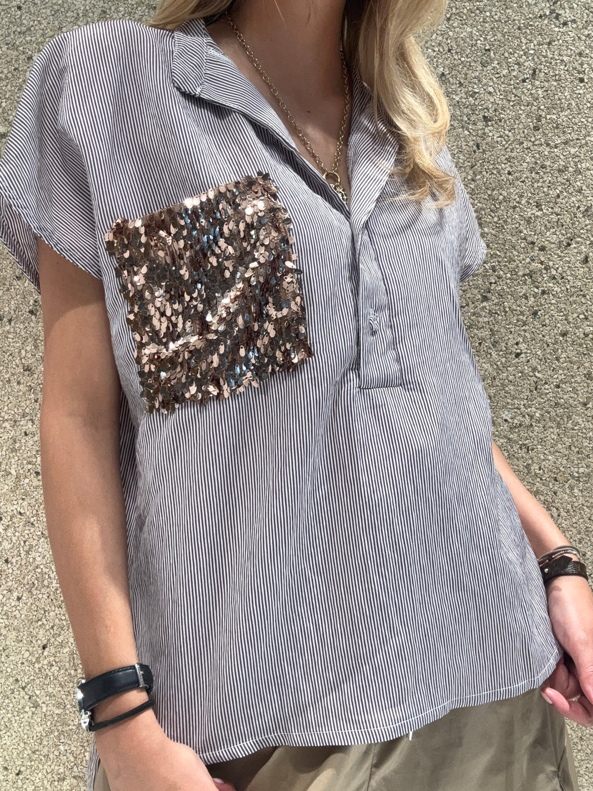 Camicia righe con tasca pailletes